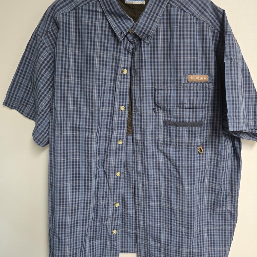 Columbia PHG Men's XL short sleeve button up shirt blue
